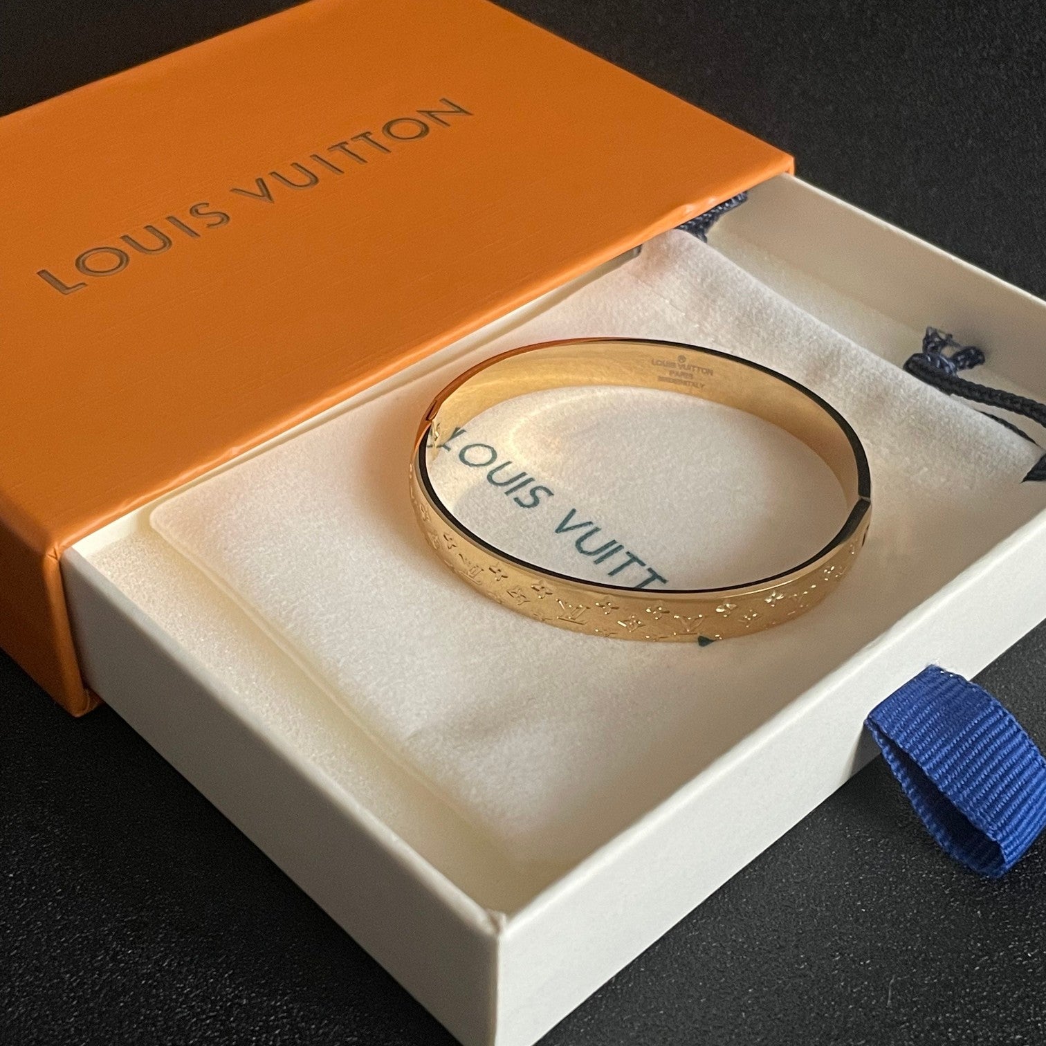 Louis Vuitton Luxury Bracelet | Iconic Elegance & Boutique-Grade Quality 158