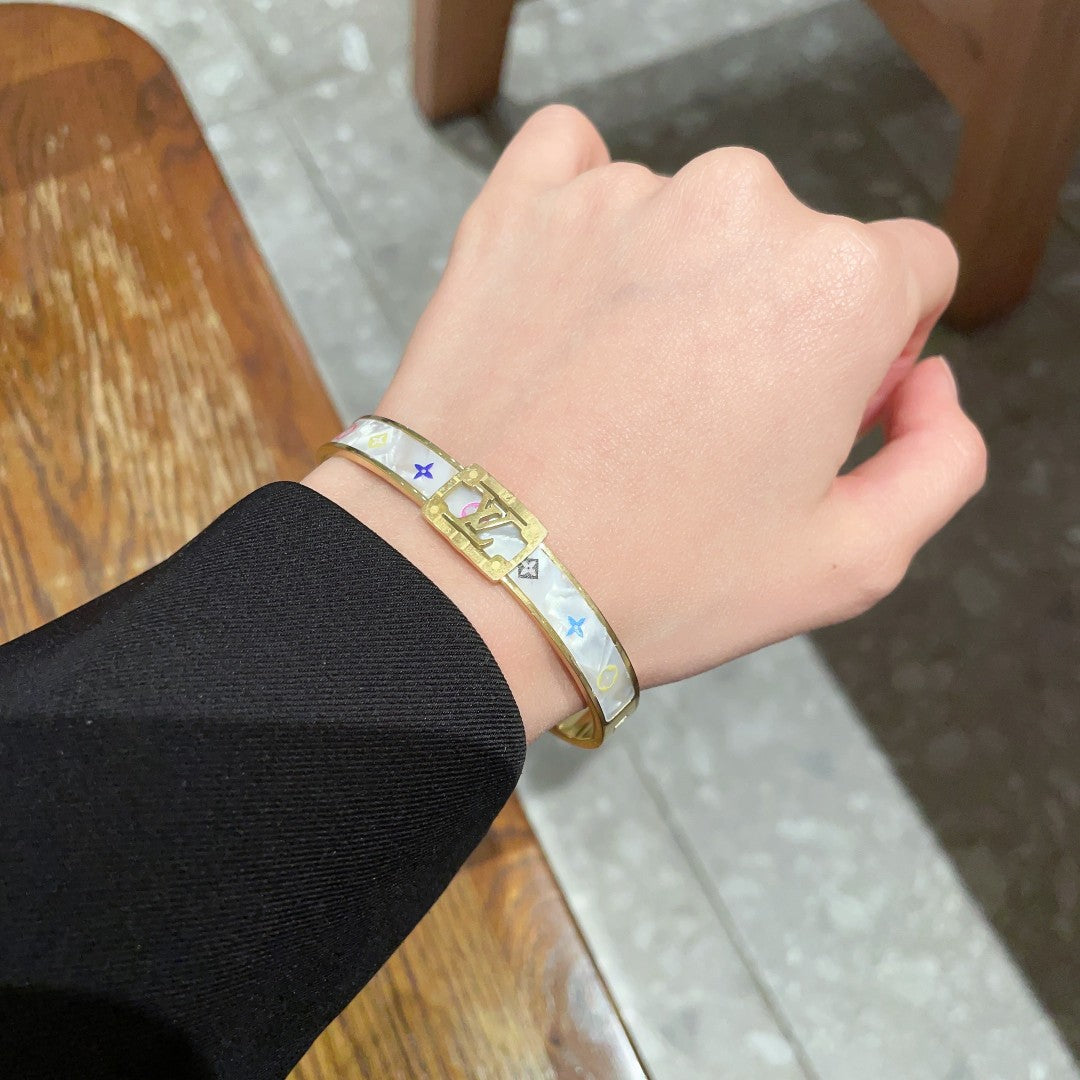Louis Vuitton Luxury Bracelet | Iconic Elegance & Boutique-Grade Quality 159