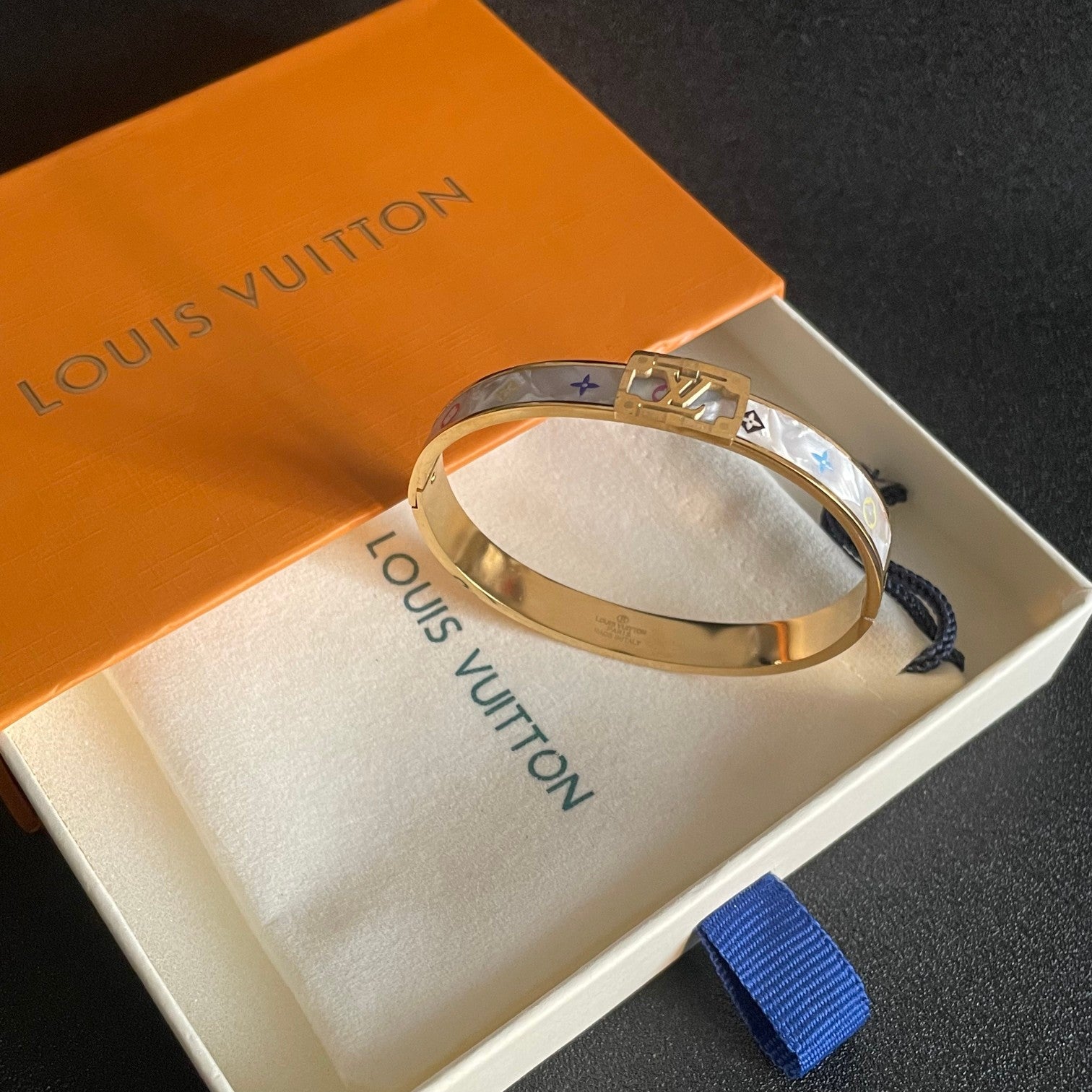 Louis Vuitton Luxury Bracelet | Iconic Elegance & Boutique-Grade Quality 159