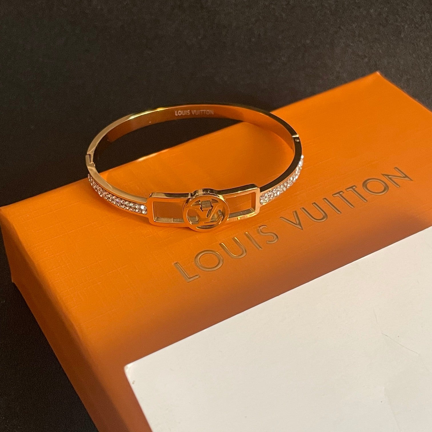 Louis Vuitton Luxury Bracelet | Iconic Elegance & Boutique-Grade Quality 160