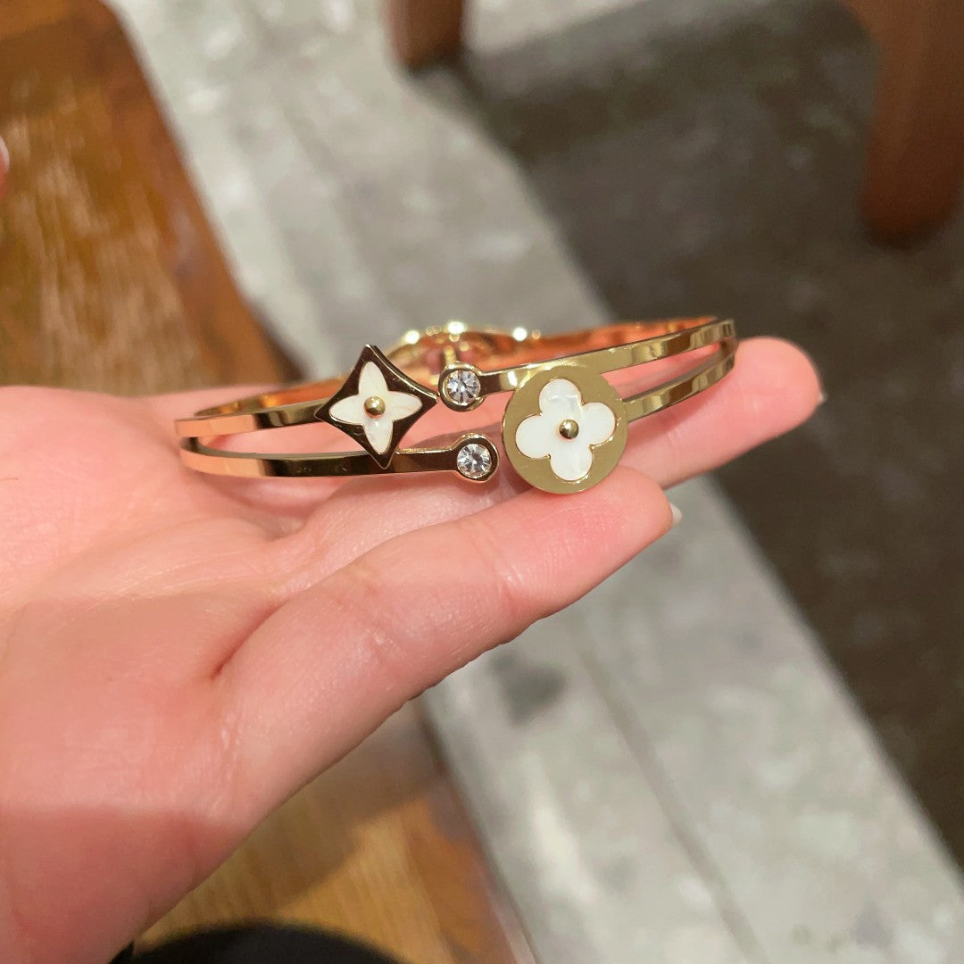 Louis Vuitton Luxury Bracelet | Iconic Elegance & Boutique-Grade Quality 161