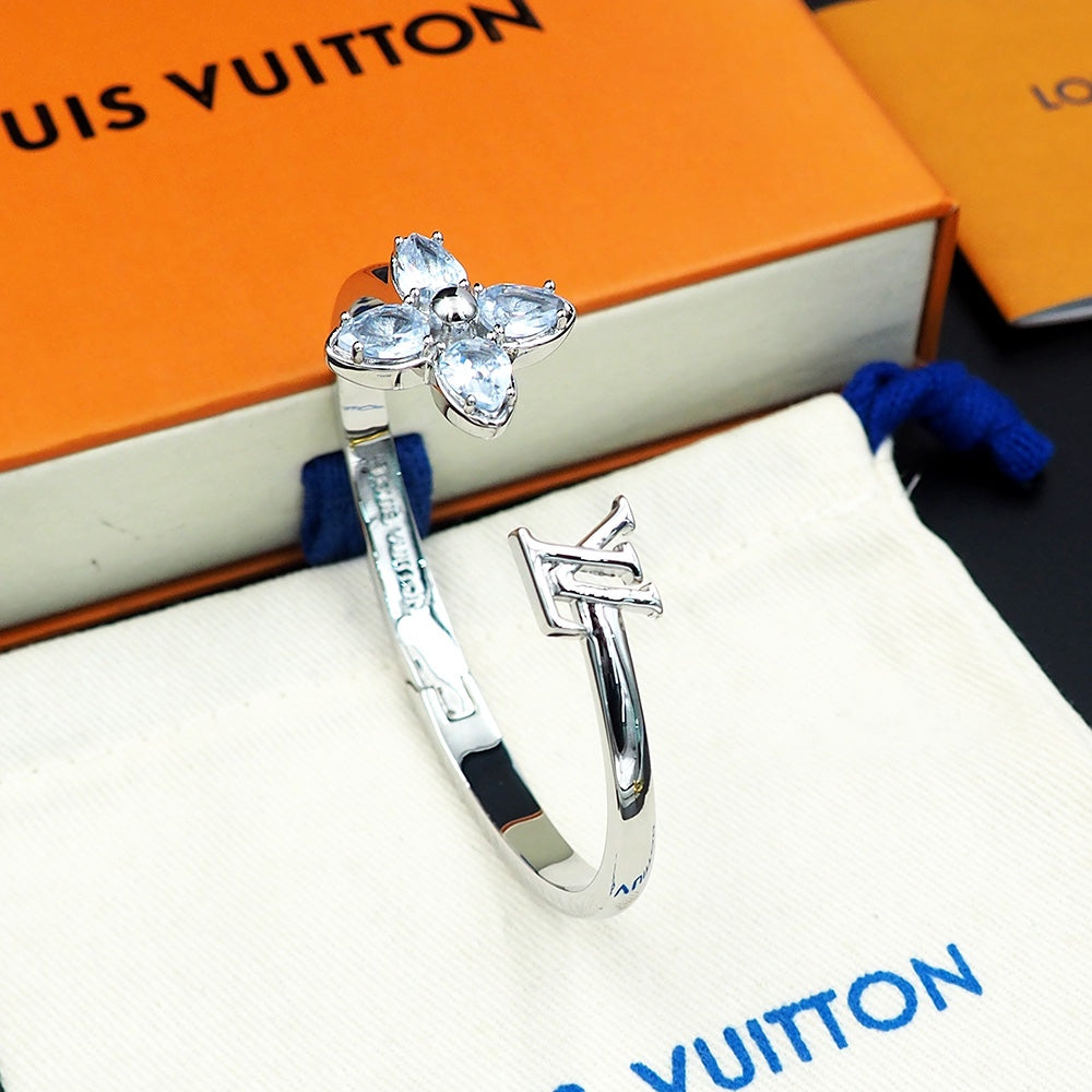 Louis Vuitton Luxury Bracelet | Iconic Elegance & Boutique-Grade Quality 163