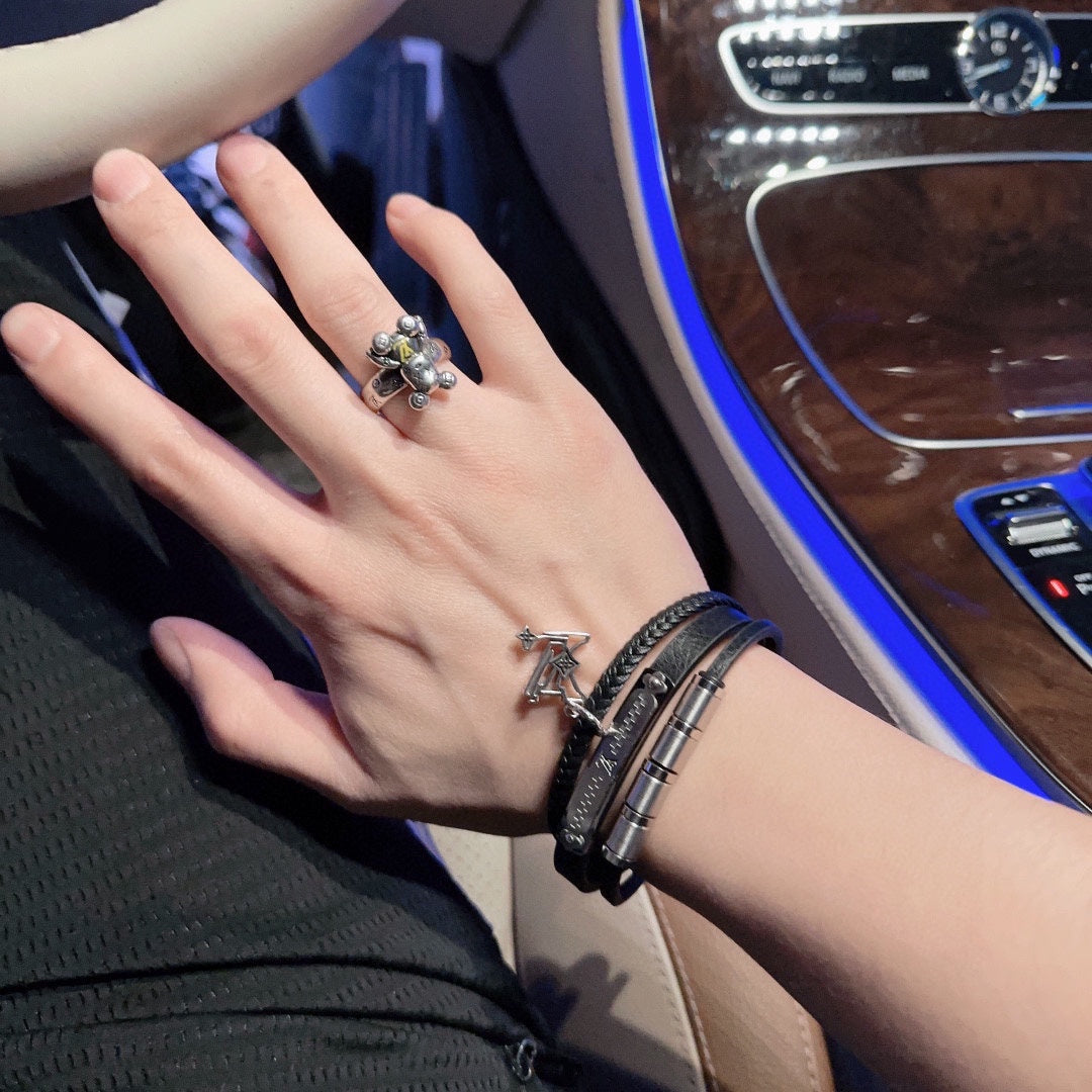 Louis Vuitton Luxury Bracelet | Iconic Elegance & Boutique-Grade Quality 164
