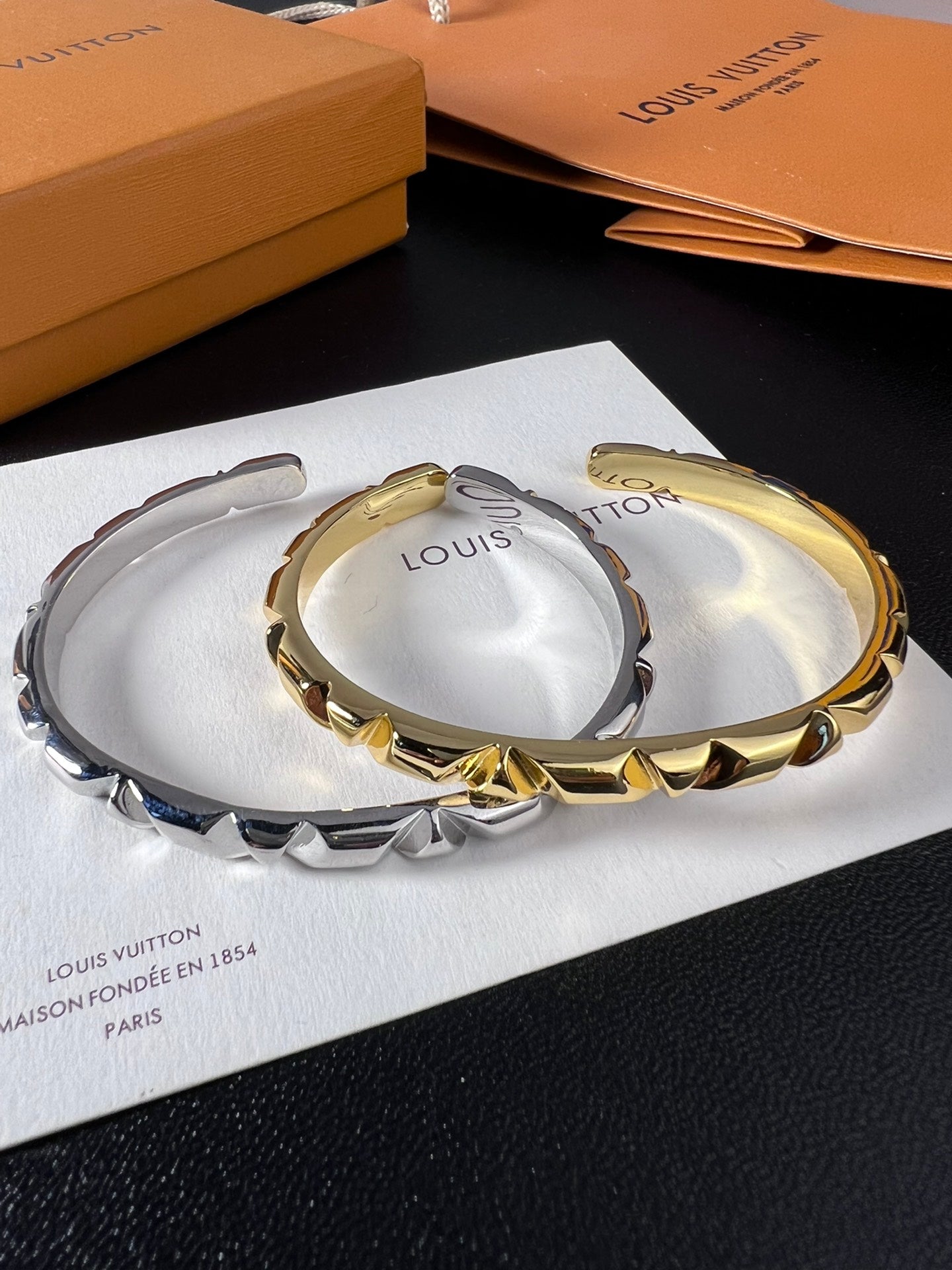 Louis Vuitton Luxury Bracelet | Iconic Elegance & Boutique-Grade Quality 165