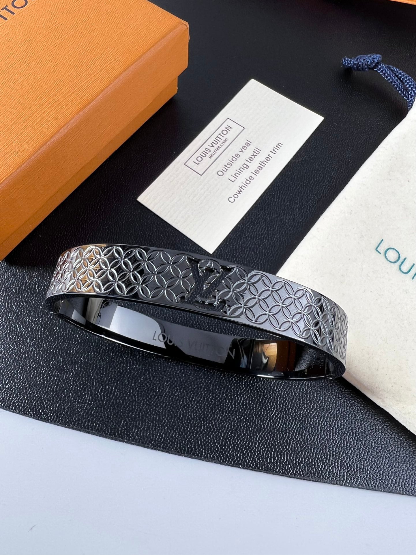 Louis Vuitton Luxury Bracelet | Iconic Elegance & Boutique-Grade Quality 175