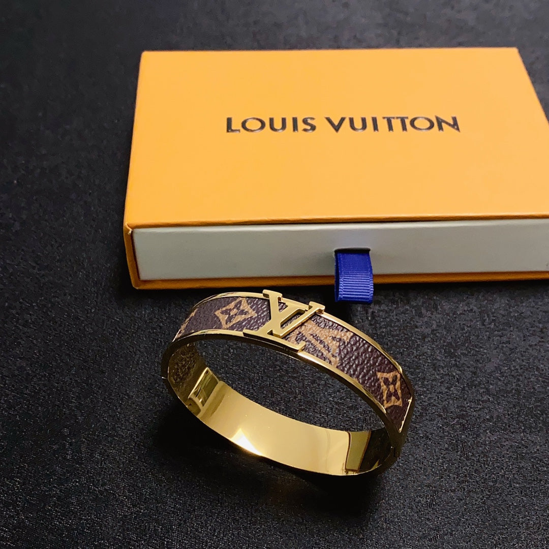 Louis Vuitton Luxury Bracelet | Iconic Elegance & Boutique-Grade Quality 177
