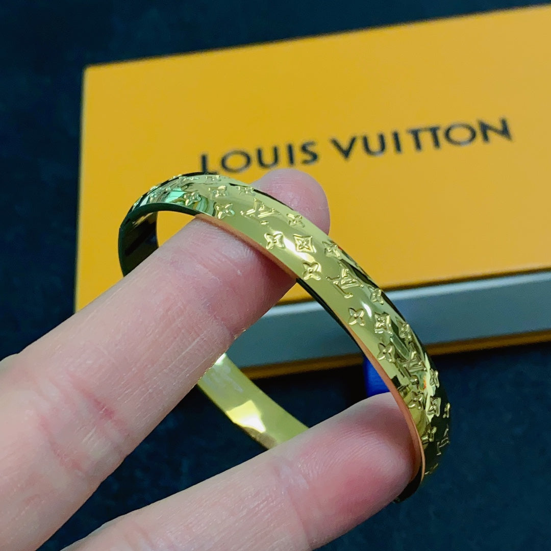 Louis Vuitton Luxury Bracelet | Iconic Elegance & Boutique-Grade Quality 179
