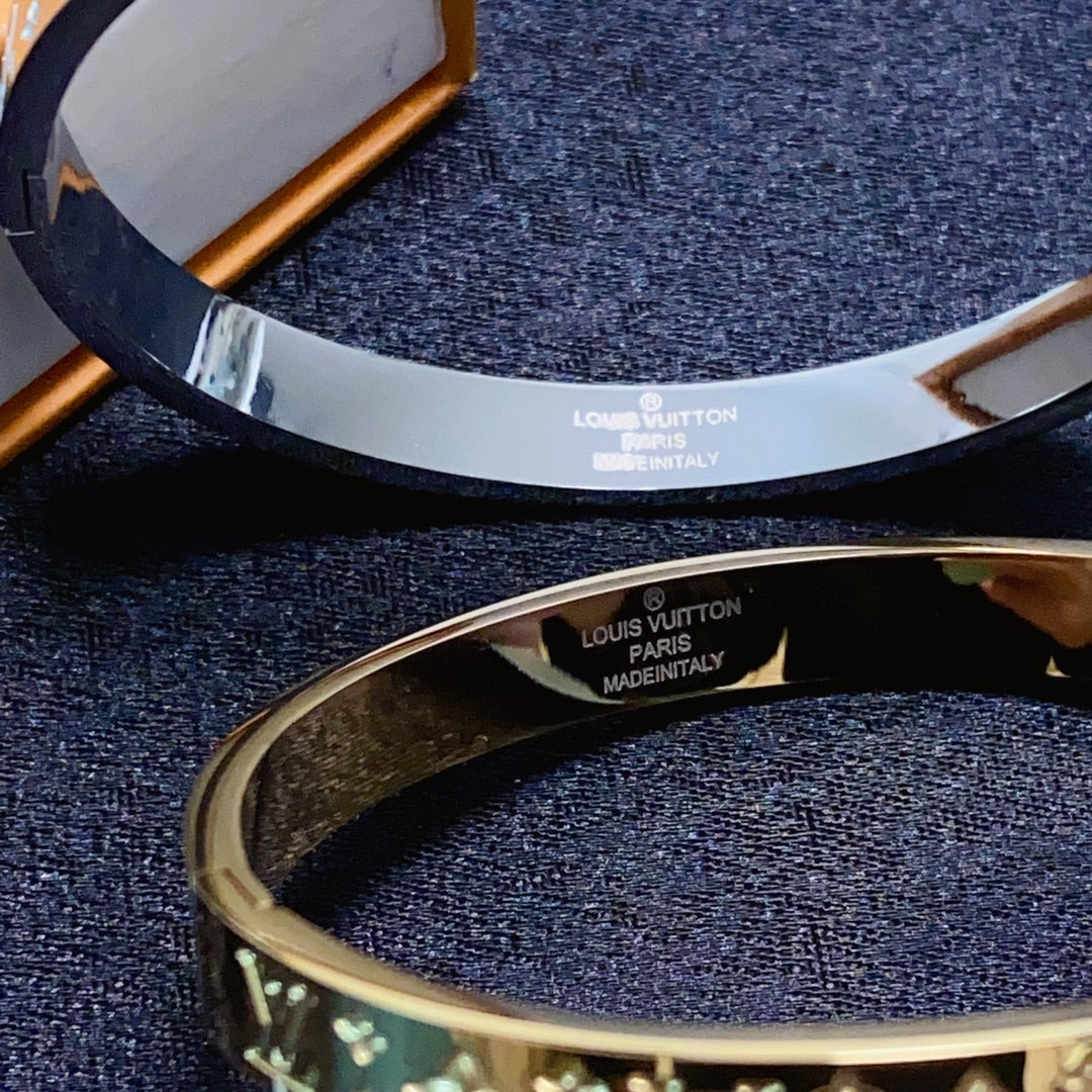 Louis Vuitton Luxury Bracelet | Iconic Elegance & Boutique-Grade Quality 181