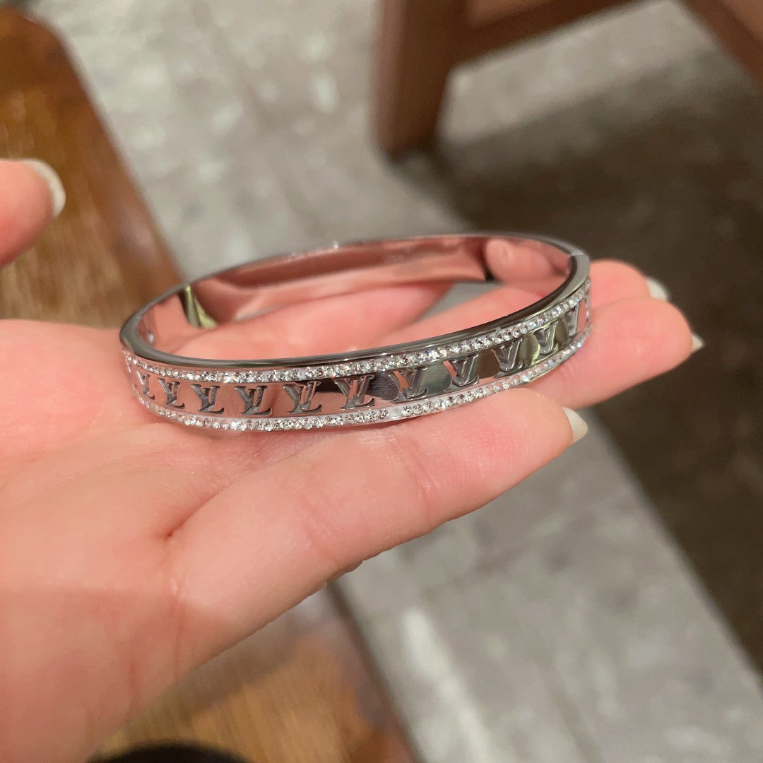 Louis Vuitton Luxury Bracelet | Iconic Elegance & Boutique-Grade Quality 183