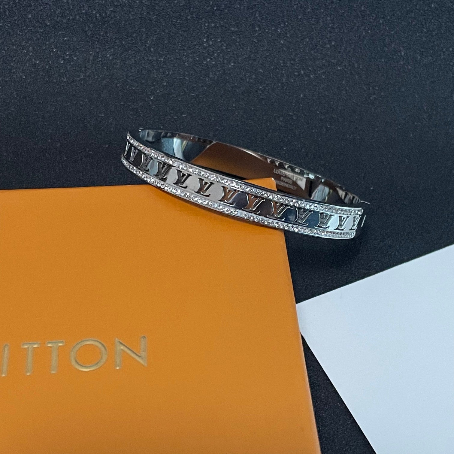 Louis Vuitton Luxury Bracelet | Iconic Elegance & Boutique-Grade Quality 183