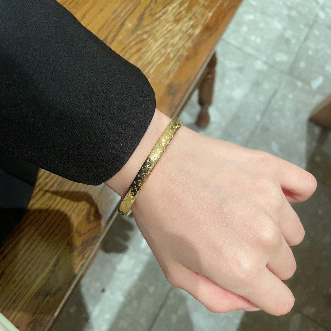 Louis Vuitton Luxury Bracelet | Iconic Elegance & Boutique-Grade Quality 184