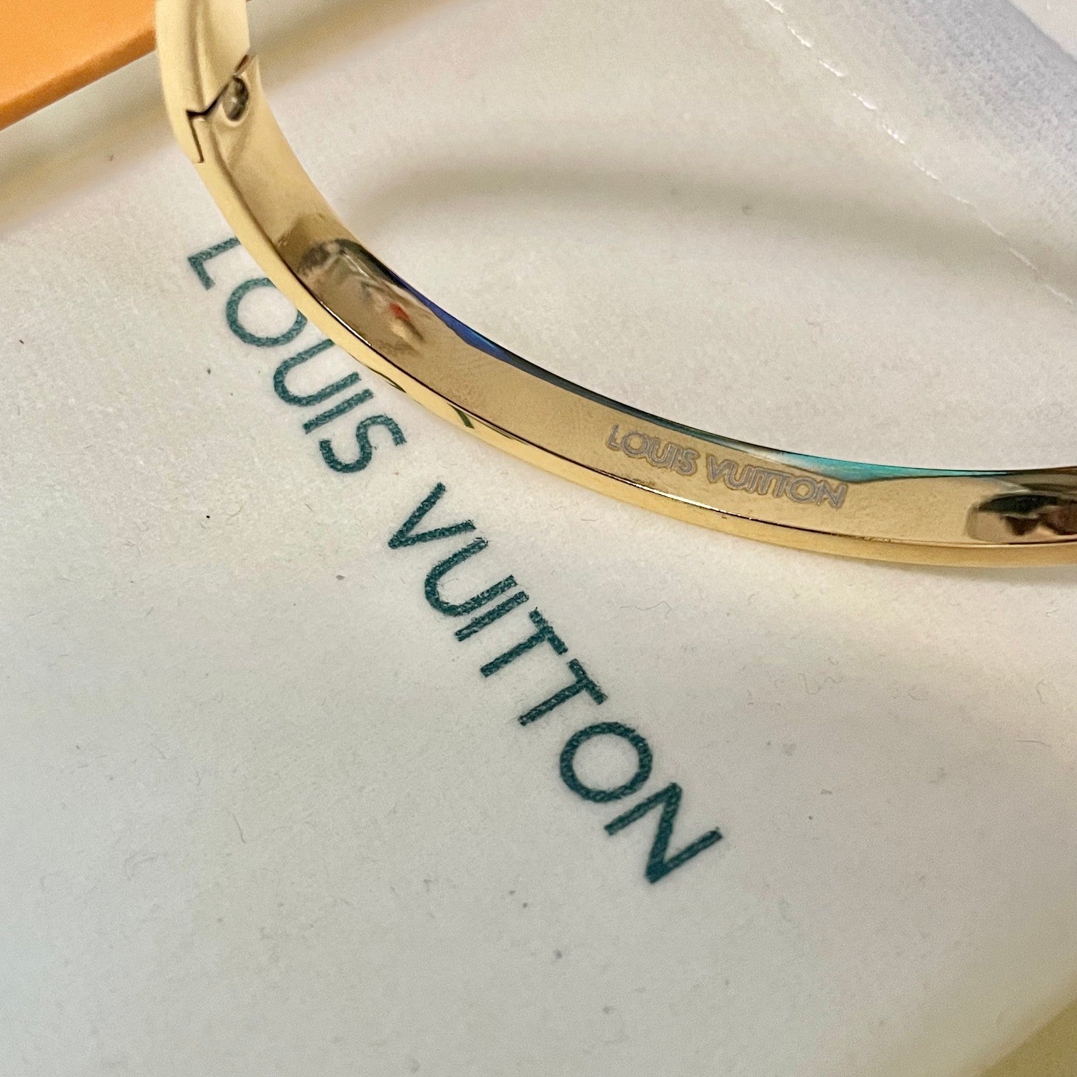 Louis Vuitton Luxury Bracelet | Iconic Elegance & Boutique-Grade Quality 184