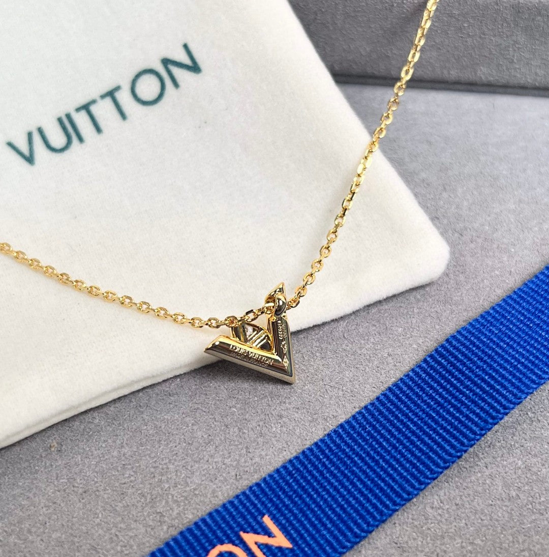 Louis Vuitton Luxury Bracelet | Iconic Elegance & Boutique-Grade Quality 187