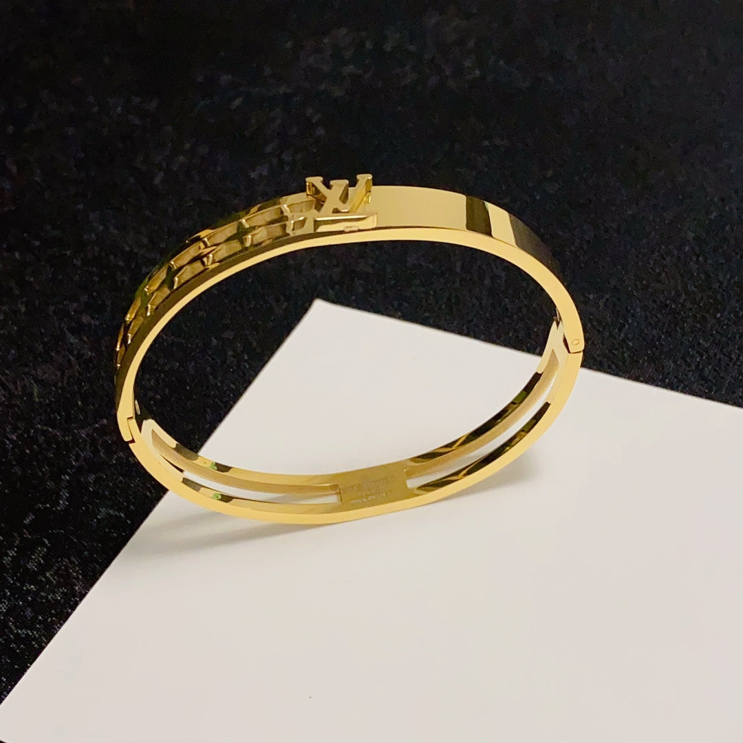 Louis Vuitton Luxury Bracelet | Iconic Elegance & Boutique-Grade Quality 188