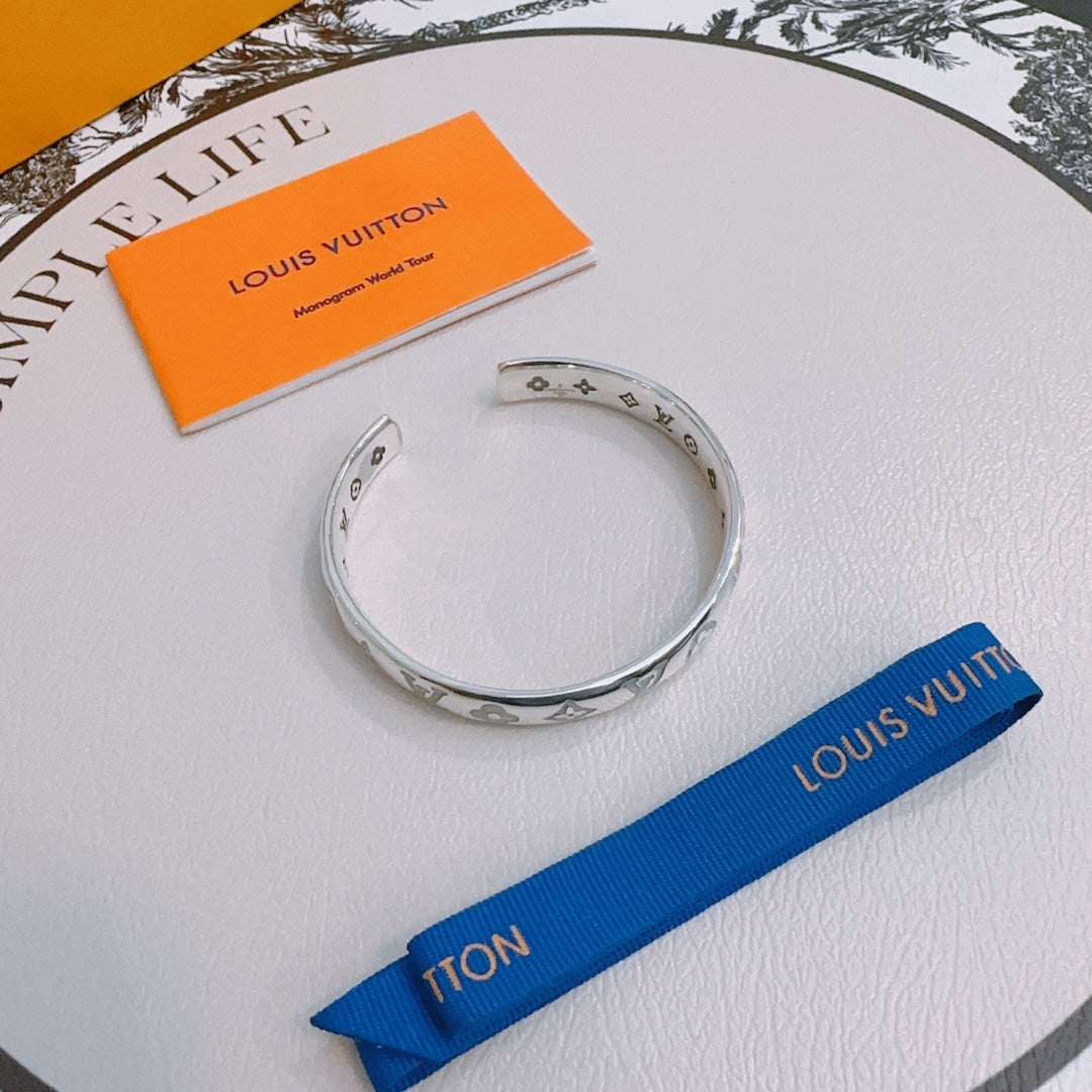 Louis Vuitton Luxury Bracelet | Iconic Elegance & Boutique-Grade Quality 189