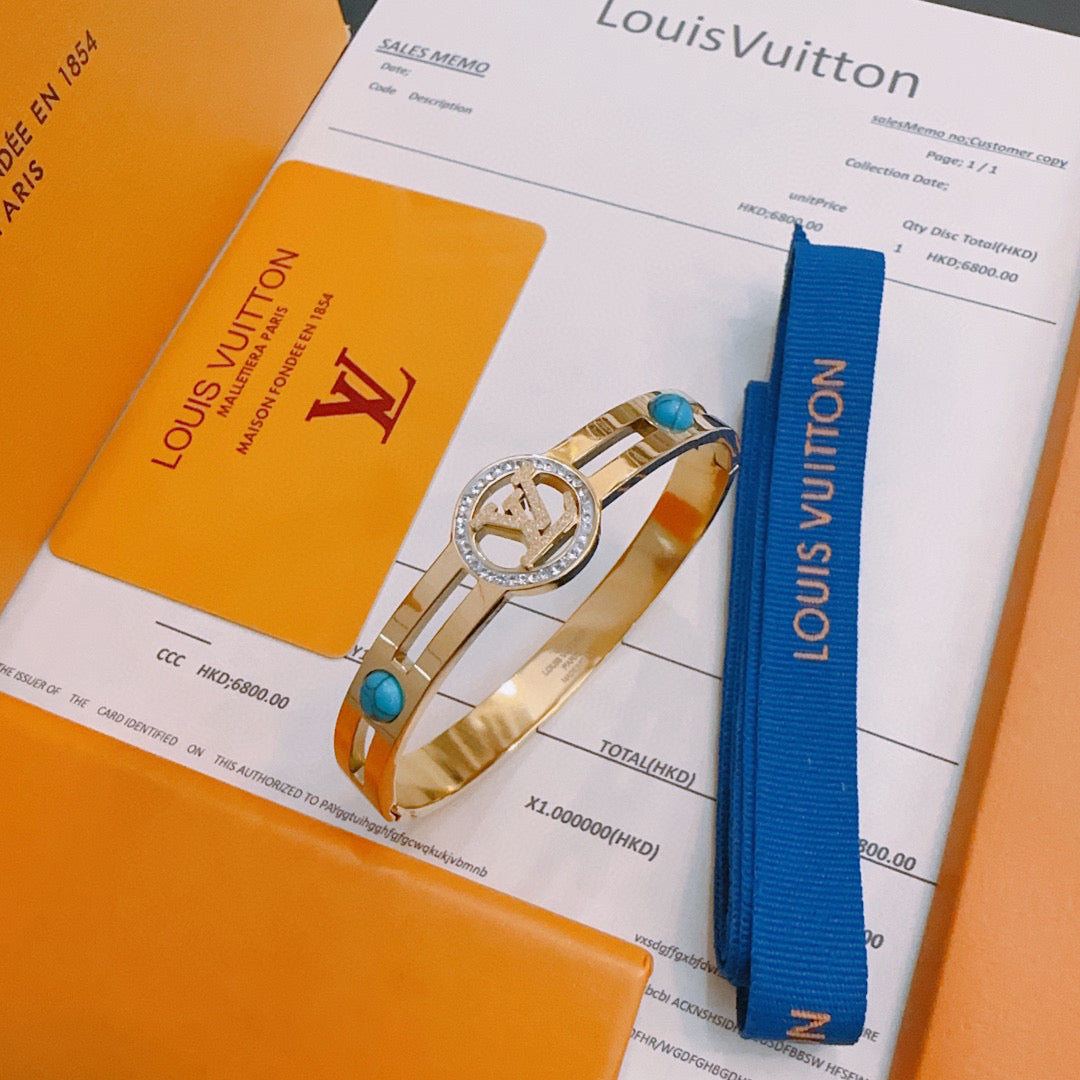 Louis Vuitton Luxury Bracelet | Iconic Elegance & Boutique-Grade Quality 196