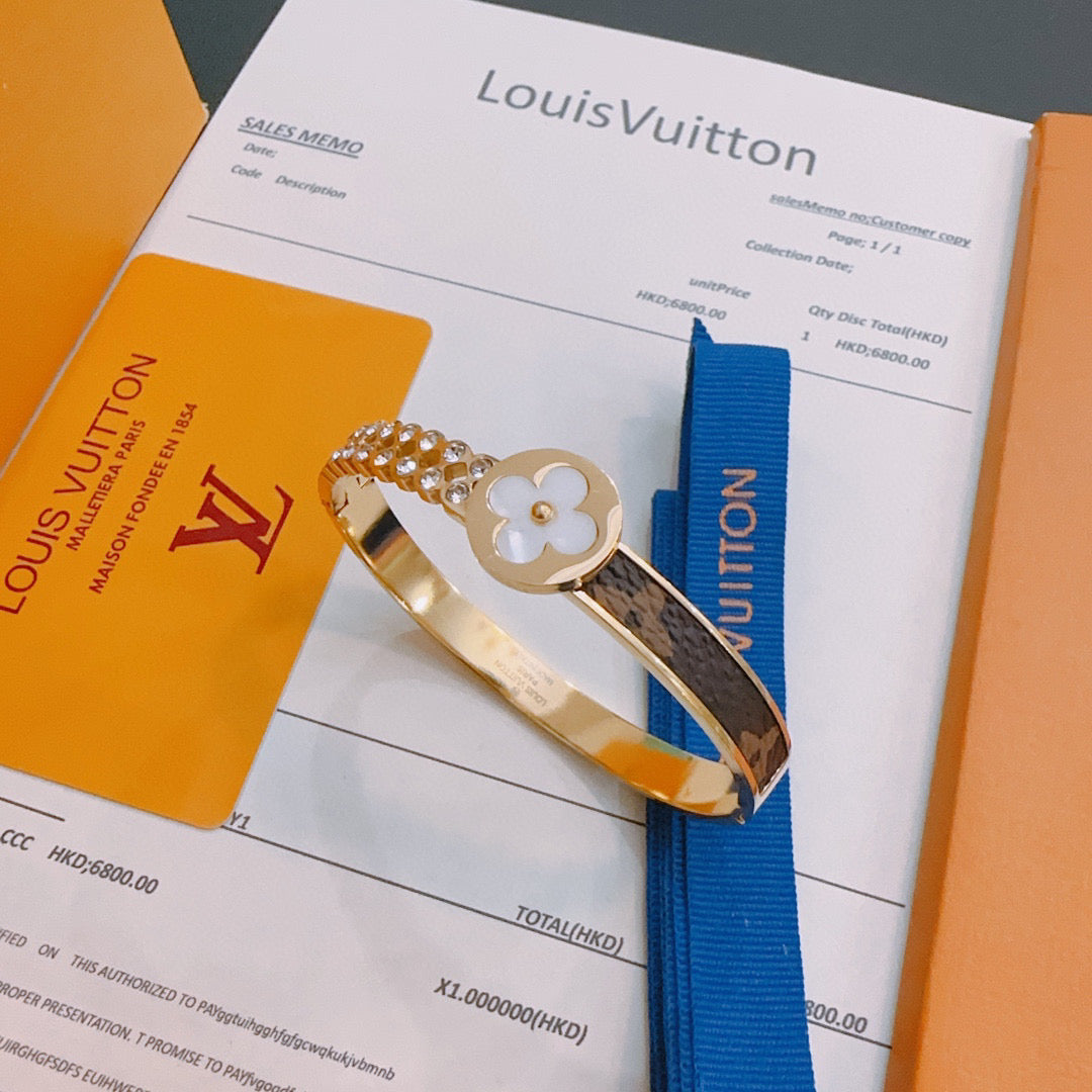 Louis Vuitton Luxury Bracelet | Iconic Elegance & Boutique-Grade Quality 197