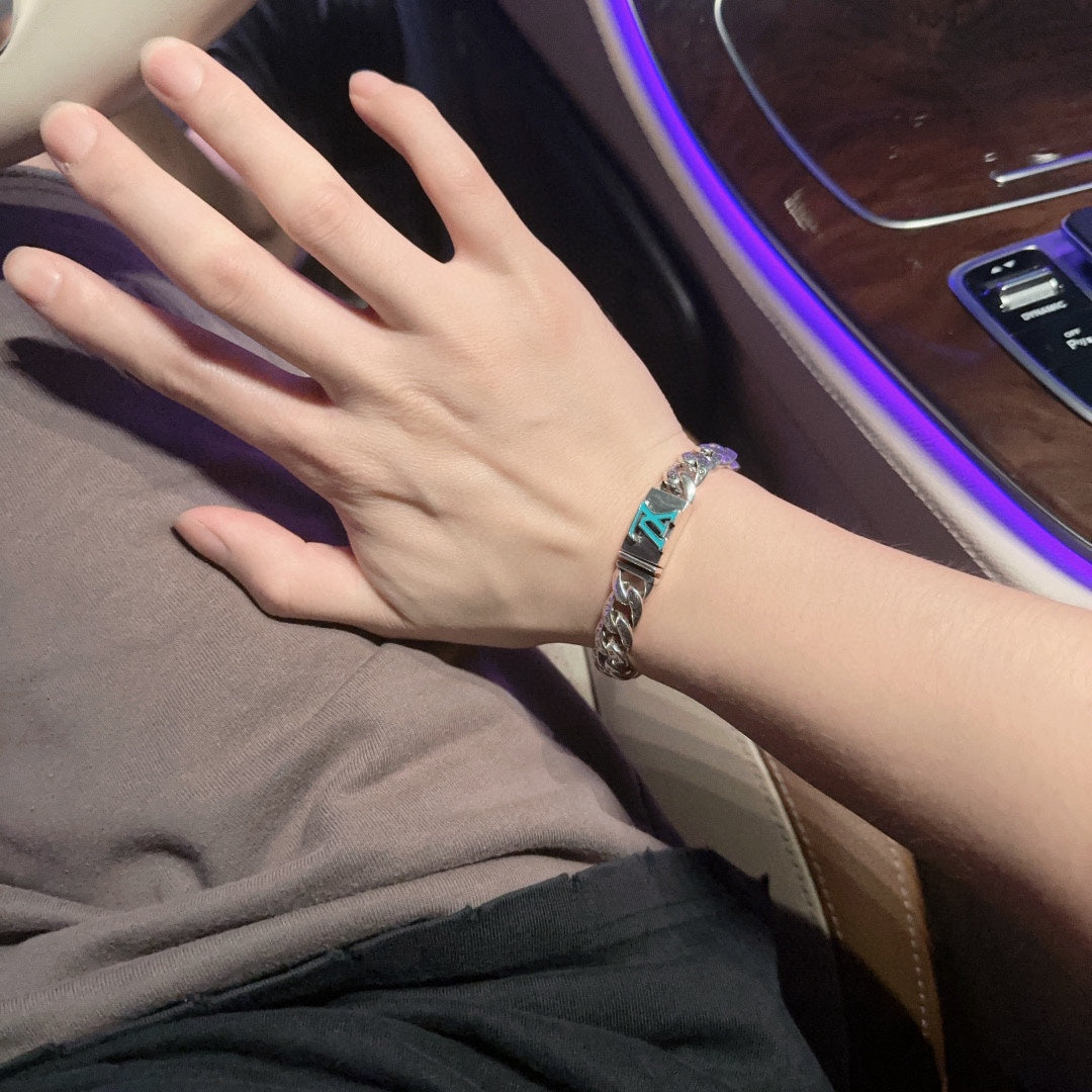 Louis Vuitton Luxury Bracelet | Timeless Design & Boutique-Grade Quality 2