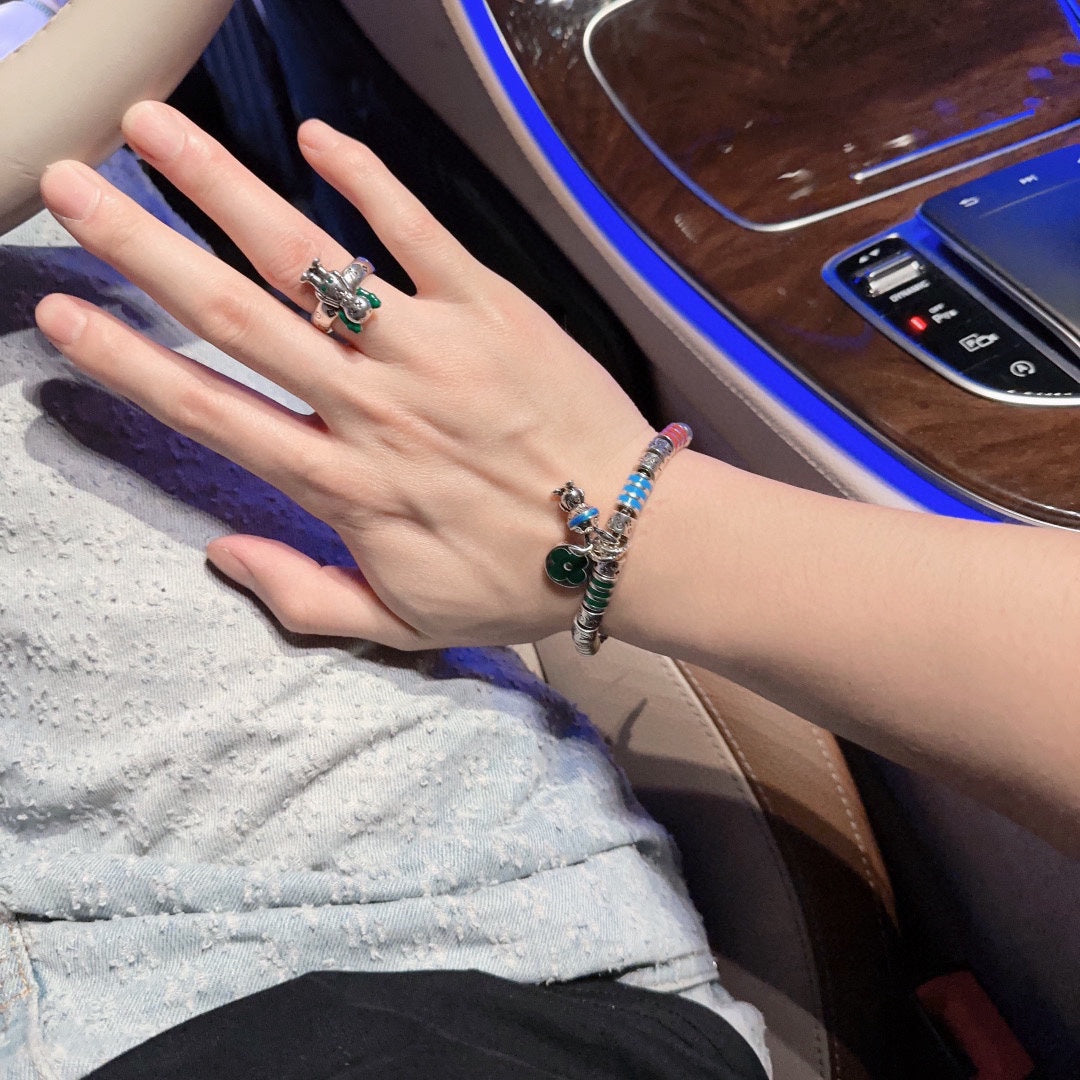 Louis Vuitton Luxury Bracelet | Timeless Design & Boutique-Grade Quality 3