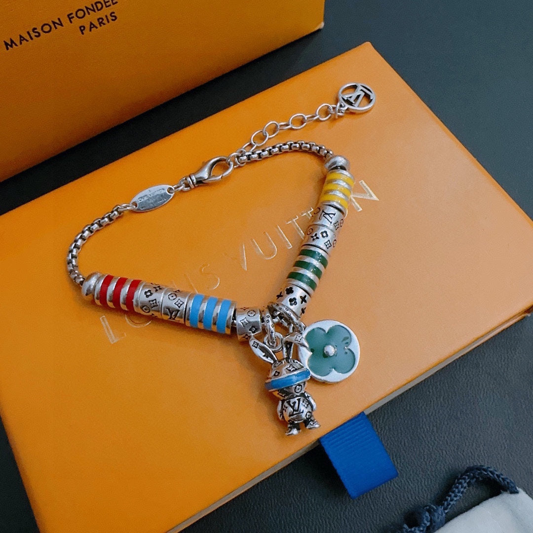 Louis Vuitton Luxury Bracelet | Timeless Design & Boutique-Grade Quality 3