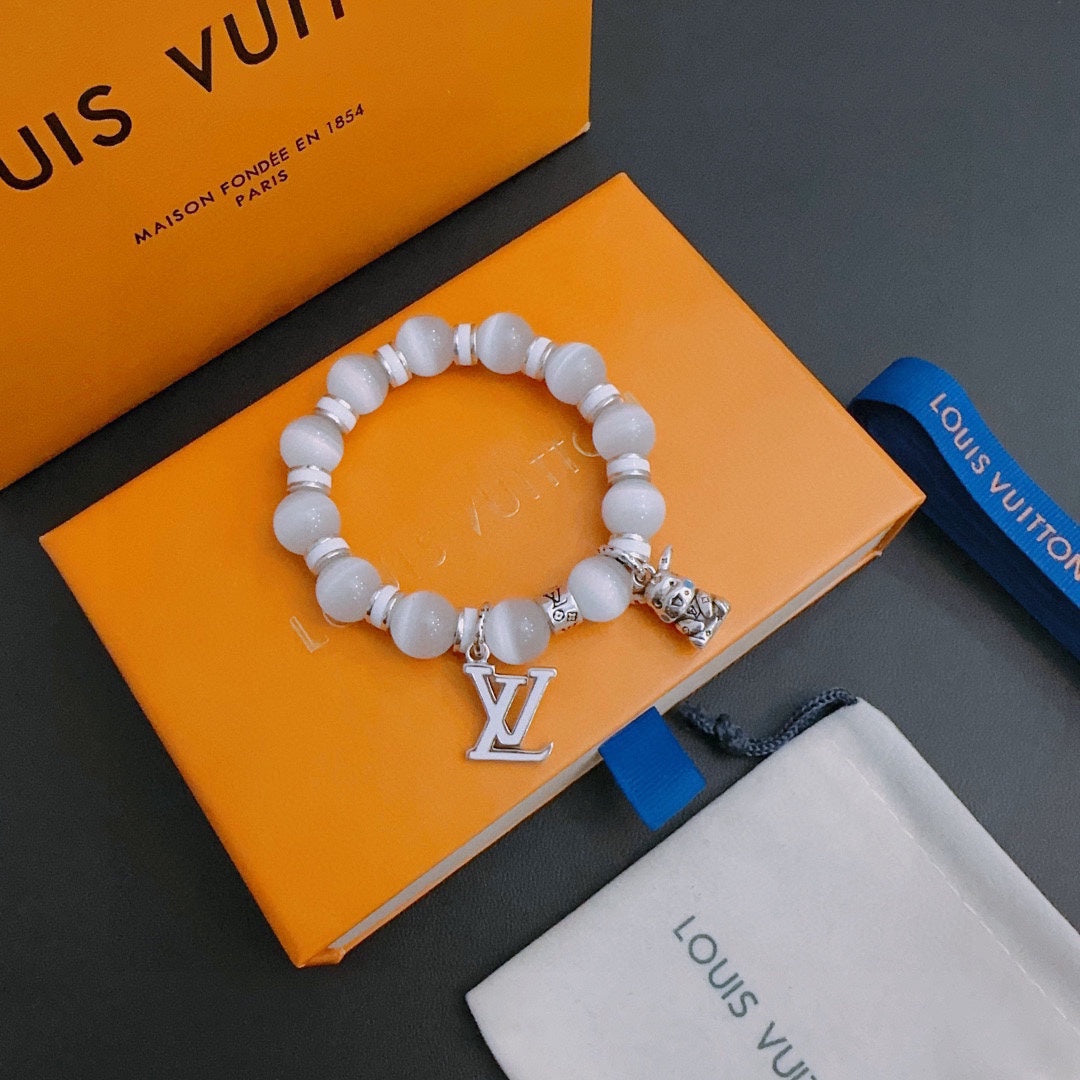 Louis Vuitton Luxury Bracelet | Timeless Design & Boutique-Grade Quality 4