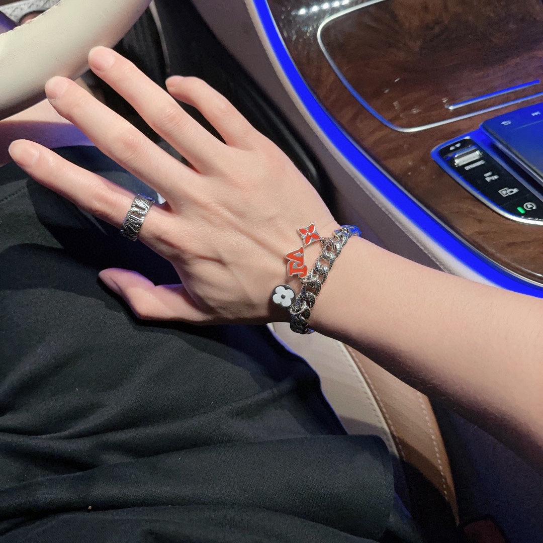 Louis Vuitton Luxury Bracelet | Timeless Design & Boutique-Grade Quality 6