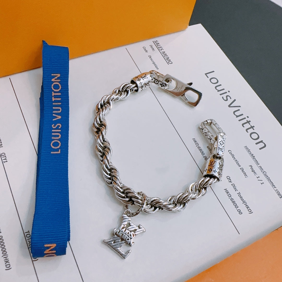 Louis Vuitton Luxury Bracelet | Timeless Design & Boutique-Grade Quality 7