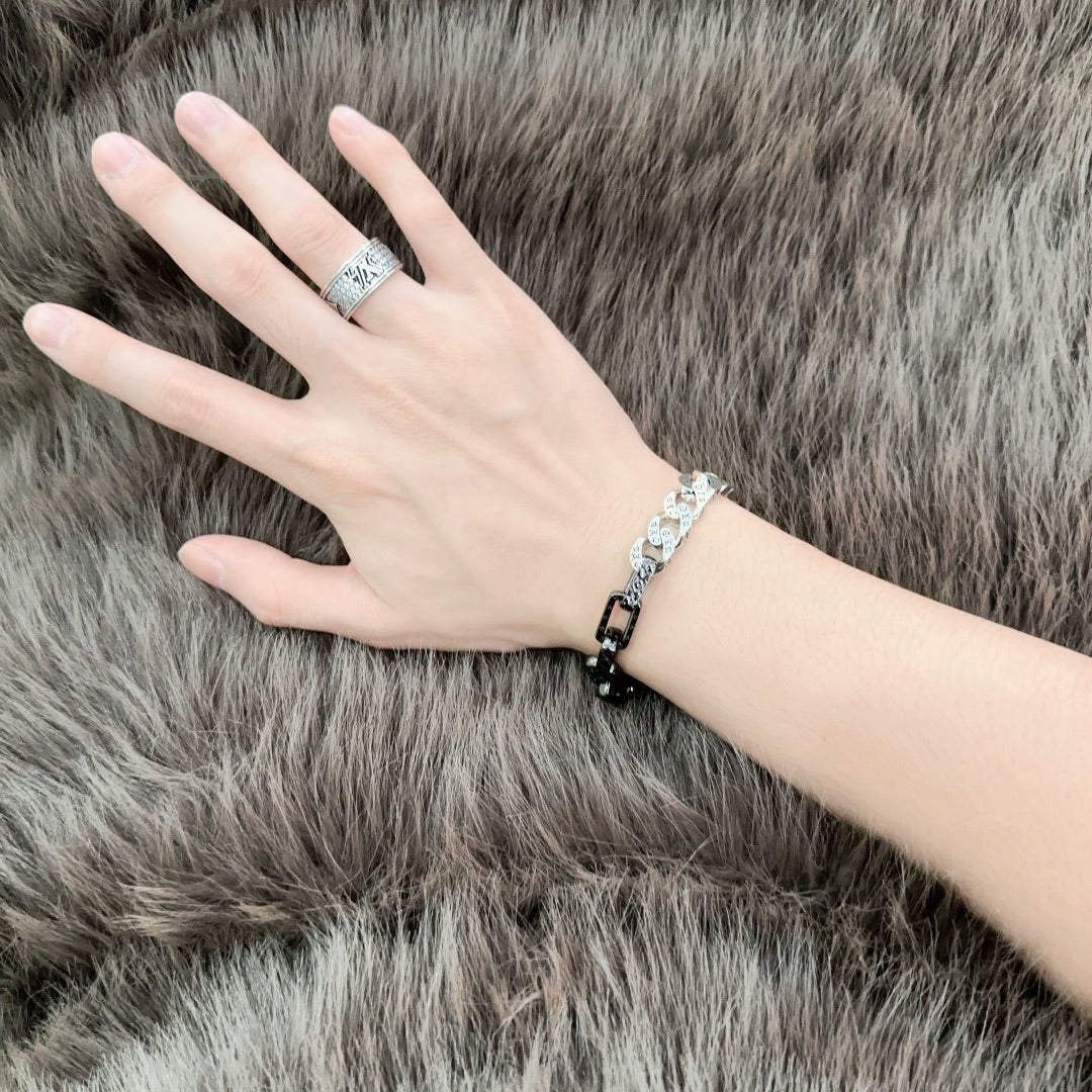 Louis Vuitton Luxury Bracelet | Timeless Design & Boutique-Grade Quality 9