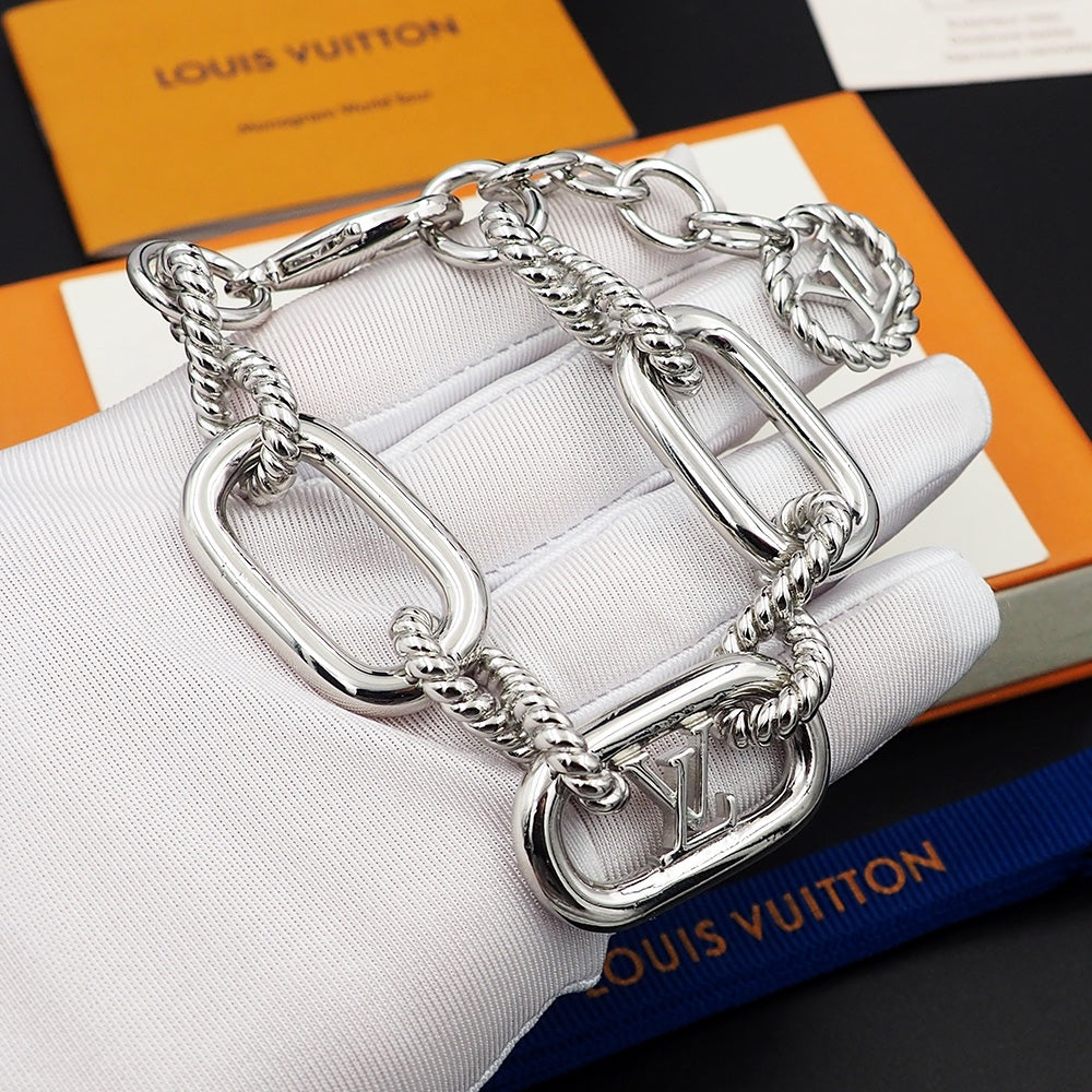 Louis Vuitton Luxury Bracelet | Timeless Design & Boutique-Grade Quality 15