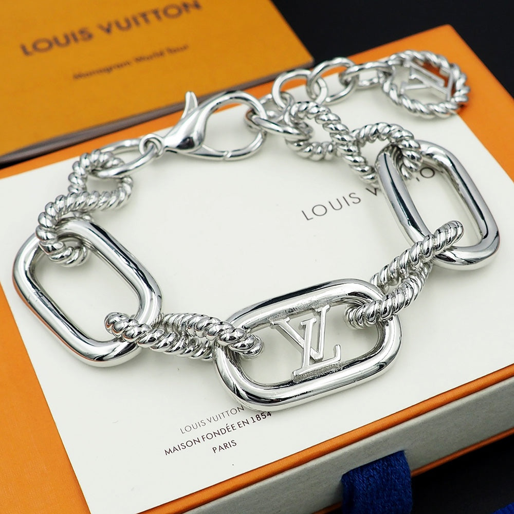 Louis Vuitton Luxury Bracelet | Timeless Design & Boutique-Grade Quality 15