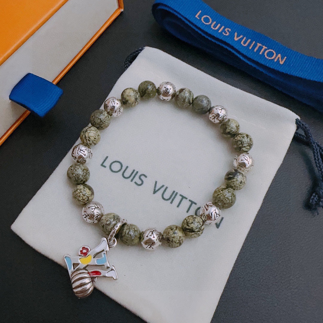 Louis Vuitton Luxury Bracelet | Timeless Design & Boutique-Grade Quality 18