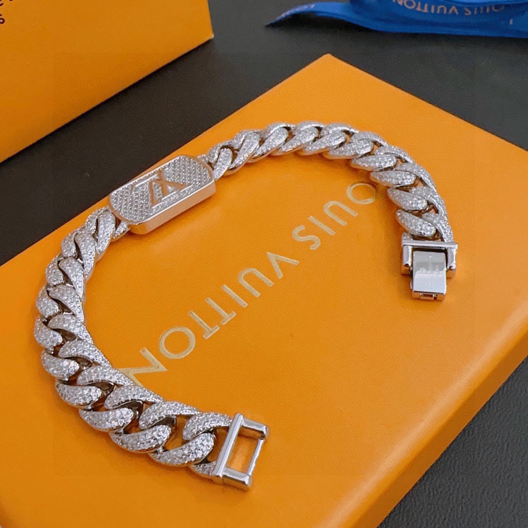Louis Vuitton Luxury Bracelet | Timeless Design & Boutique-Grade Quality 21