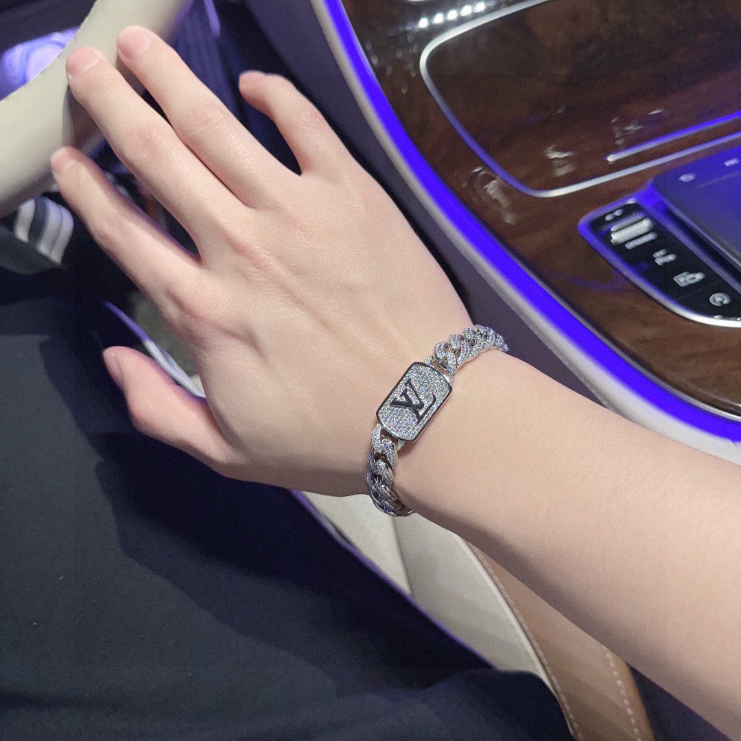 Louis Vuitton Luxury Bracelet | Timeless Design & Boutique-Grade Quality 21