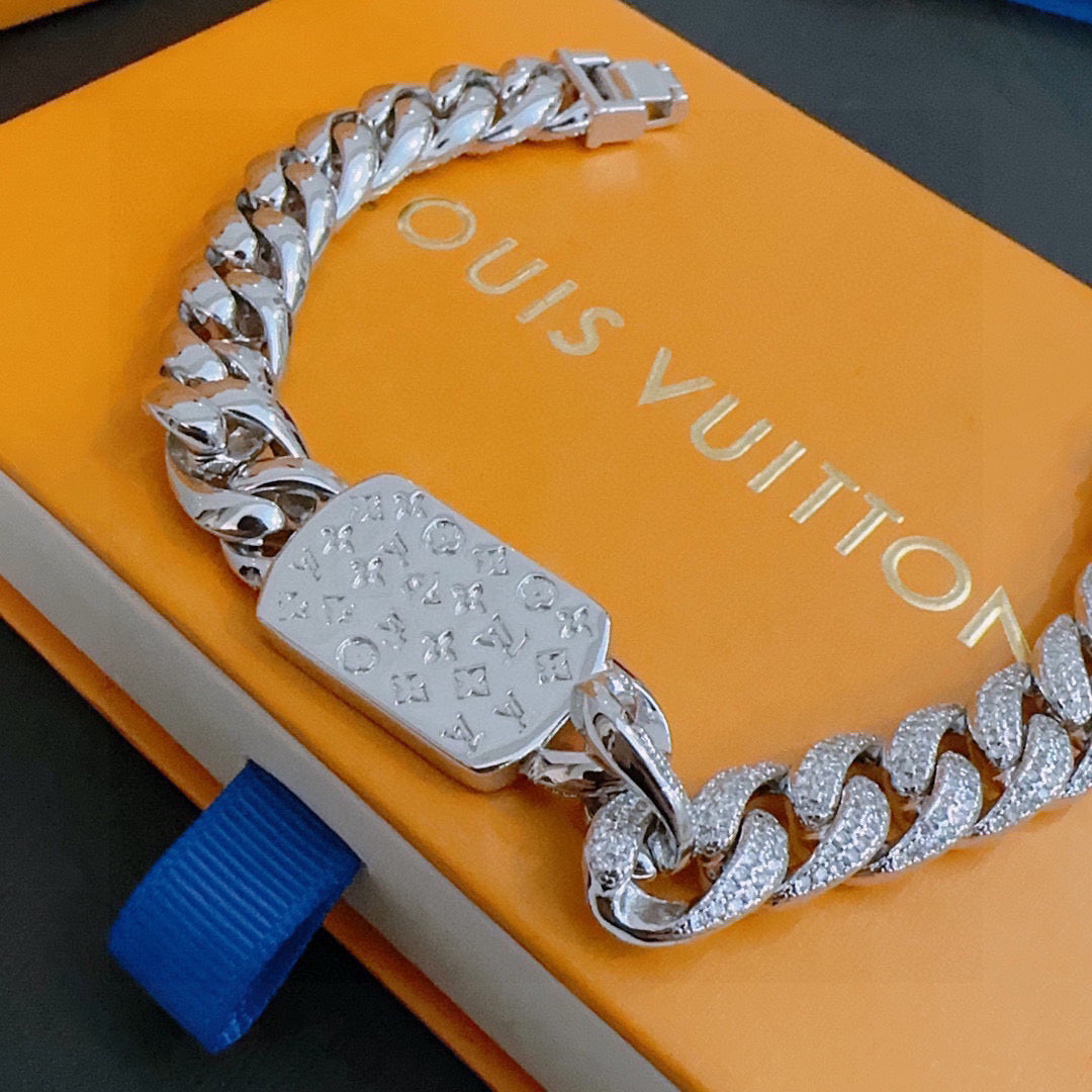 Louis Vuitton Luxury Bracelet | Timeless Design & Boutique-Grade Quality 21