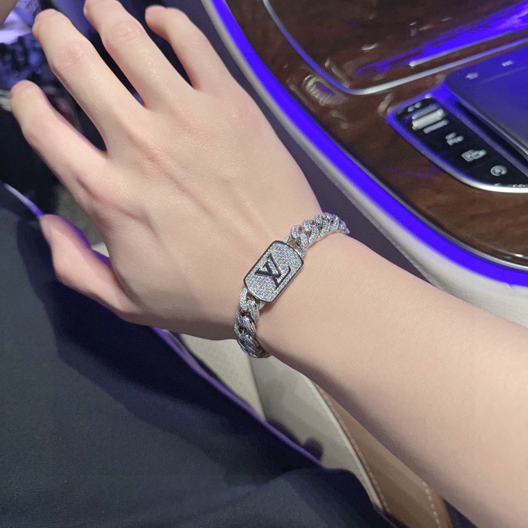 Louis Vuitton Luxury Bracelet | Timeless Design & Boutique-Grade Quality 21
