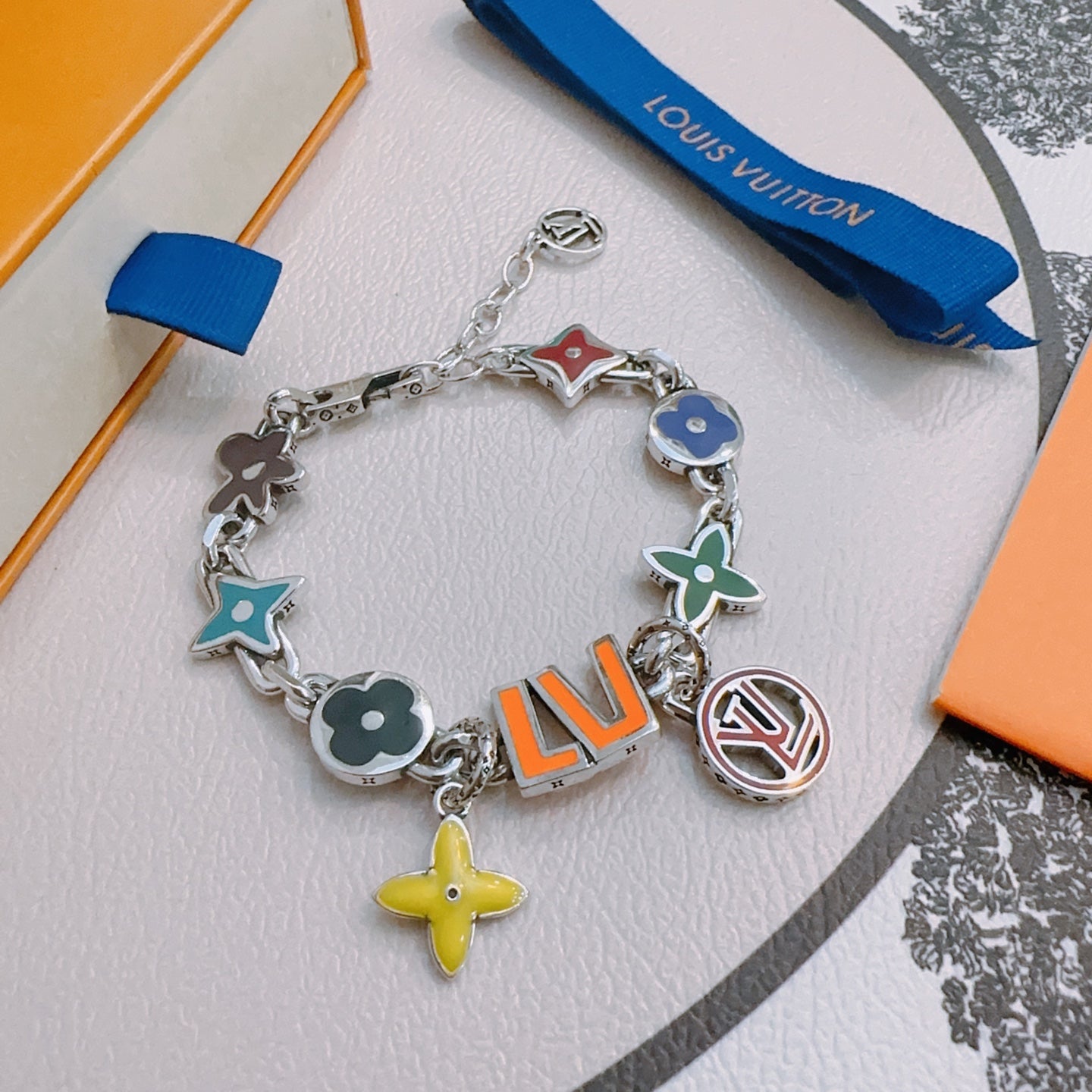Louis Vuitton Luxury Bracelet | Timeless Design & Boutique-Grade Quality 25