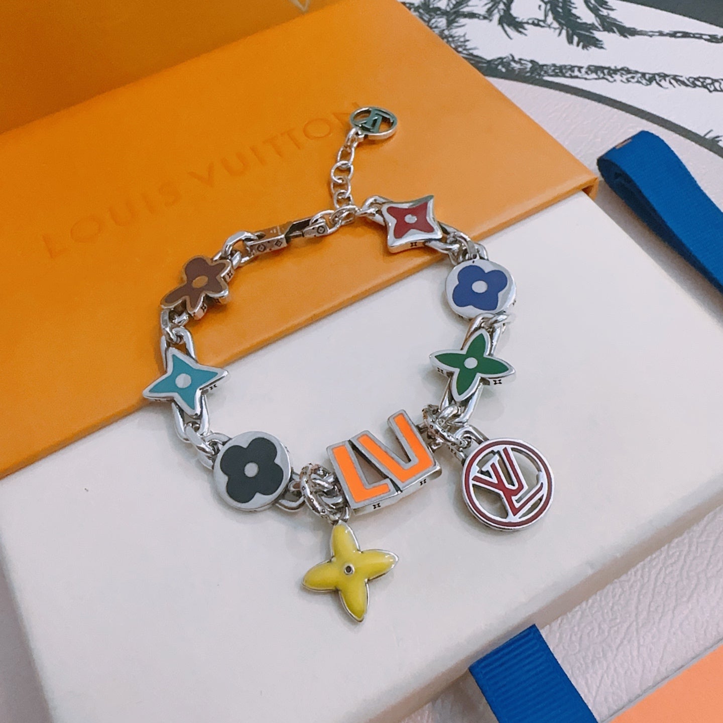 Louis Vuitton Luxury Bracelet | Timeless Design & Boutique-Grade Quality 25