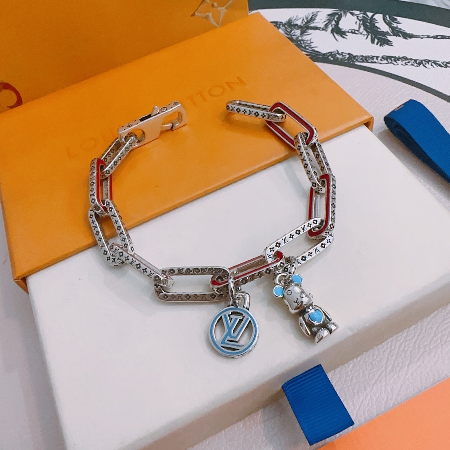 Louis Vuitton Luxury Bracelet | Timeless Design & Boutique-Grade Quality 26