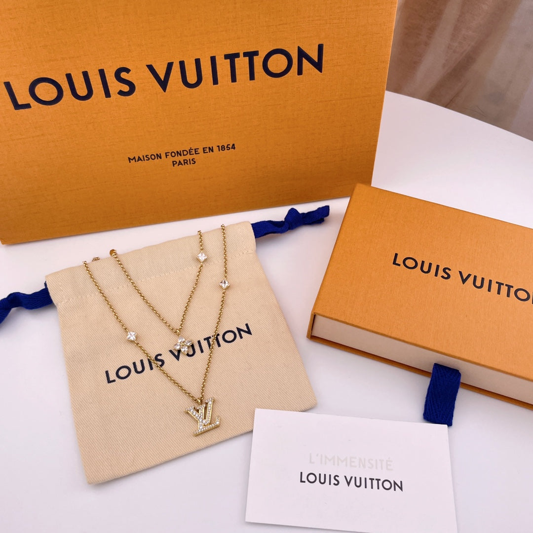 Louis Vuitton Luxury Bracelet | Timeless Design & Boutique-Grade Quality 30