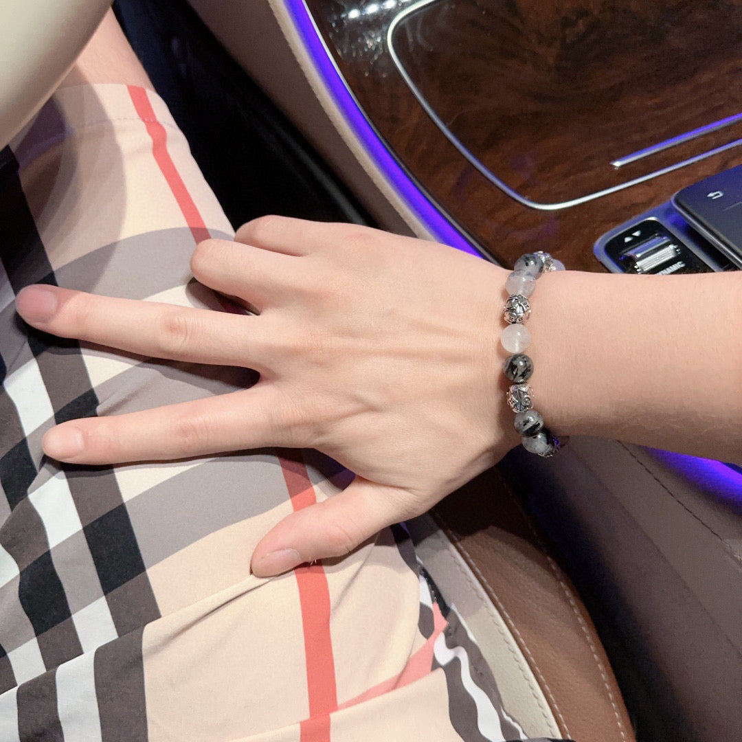 Louis Vuitton Luxury Bracelet | Timeless Design & Boutique-Grade Quality 40