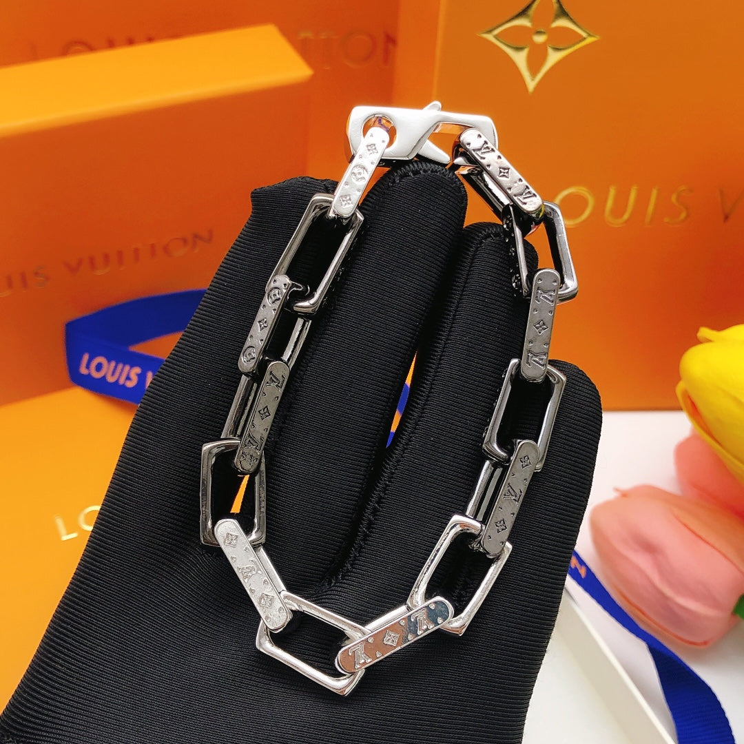 Louis Vuitton Luxury Bracelet | Timeless Design & Boutique-Grade Quality 77