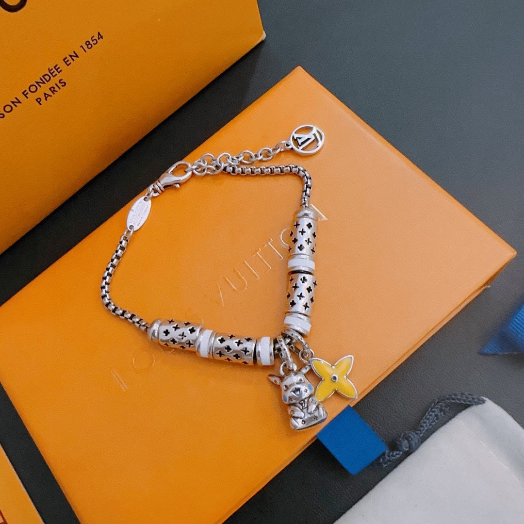 Louis Vuitton Luxury Bracelet | Timeless Design & Boutique-Grade Quality 90