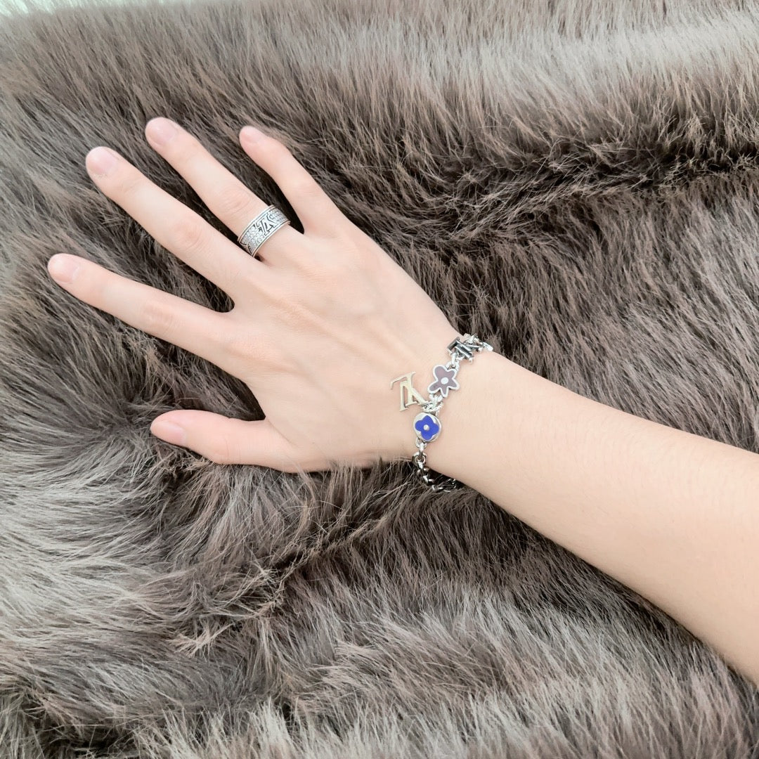 Louis Vuitton Luxury Bracelet | Timeless Design & Boutique-Grade Quality 92