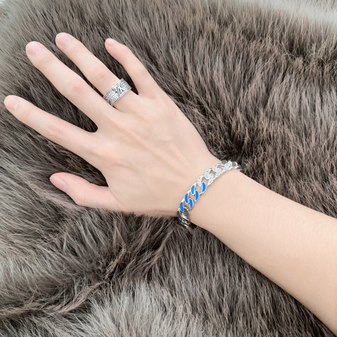 Louis Vuitton Luxury Bracelet | Timeless Design & Boutique-Grade Quality 98
