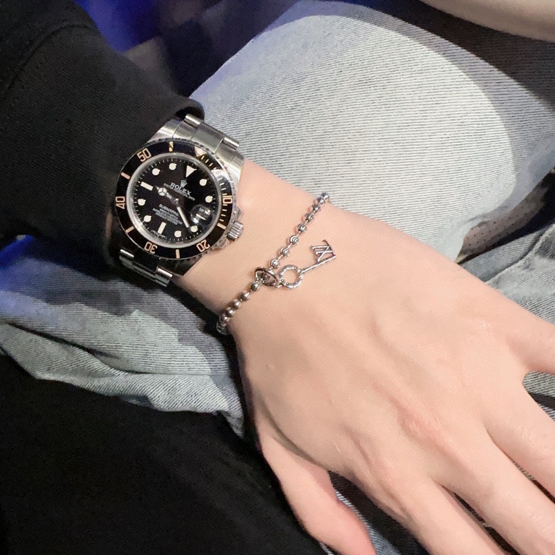 Louis Vuitton Luxury Bracelet | Timeless Design & Boutique-Grade Quality 99