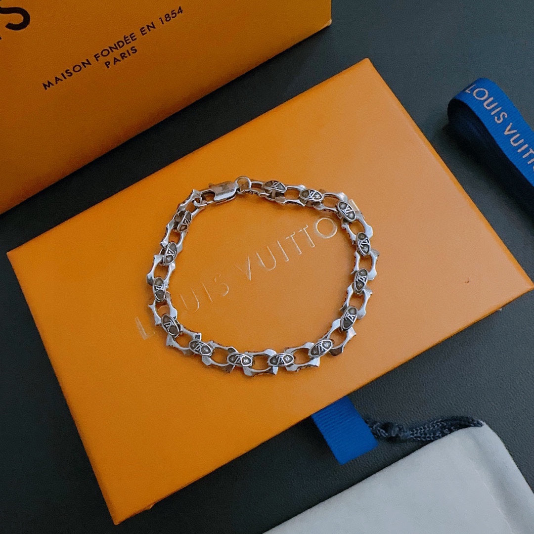 Louis Vuitton Luxury Bracelet | Timeless Design & Boutique-Grade Quality 100