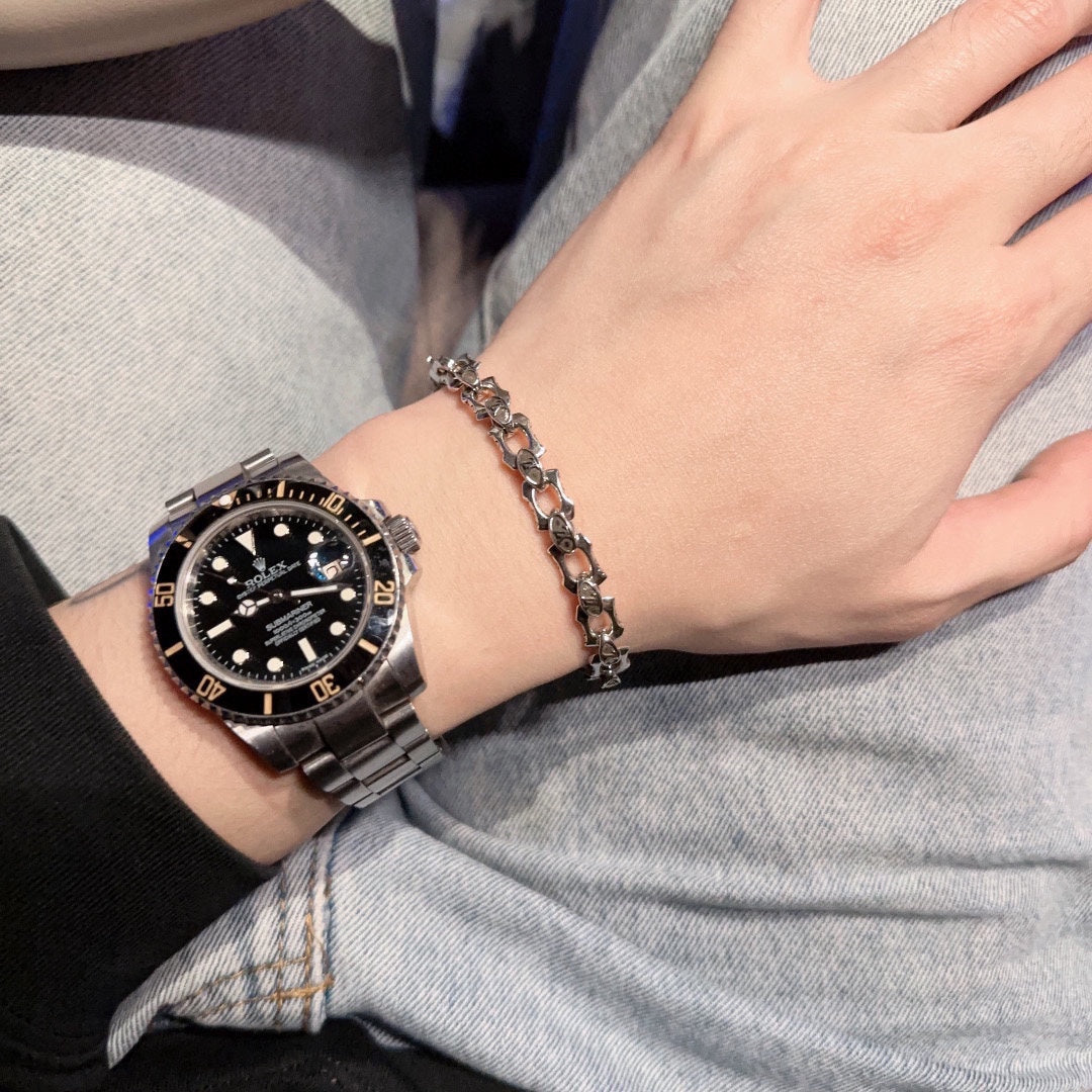 Louis Vuitton Luxury Bracelet | Timeless Design & Boutique-Grade Quality 100