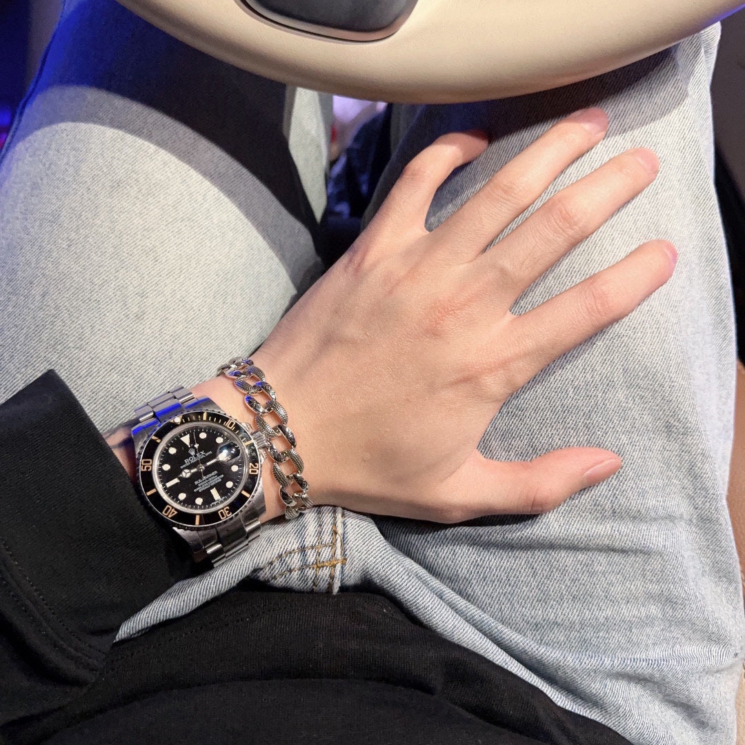 Louis Vuitton Luxury Bracelet | Timeless Design & Boutique-Grade Quality 101