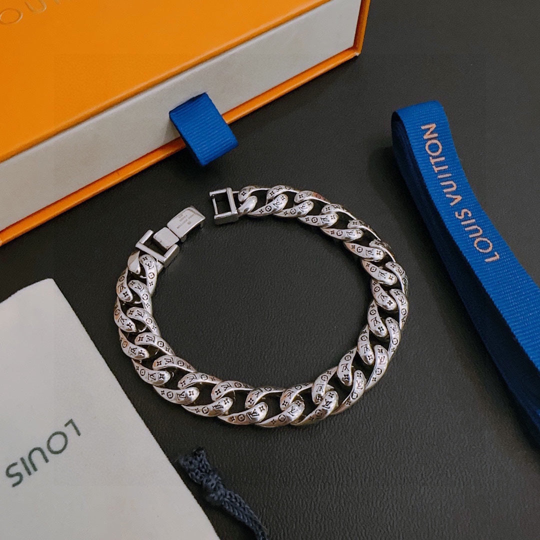 Louis Vuitton Luxury Bracelet | Timeless Design & Boutique-Grade Quality 105