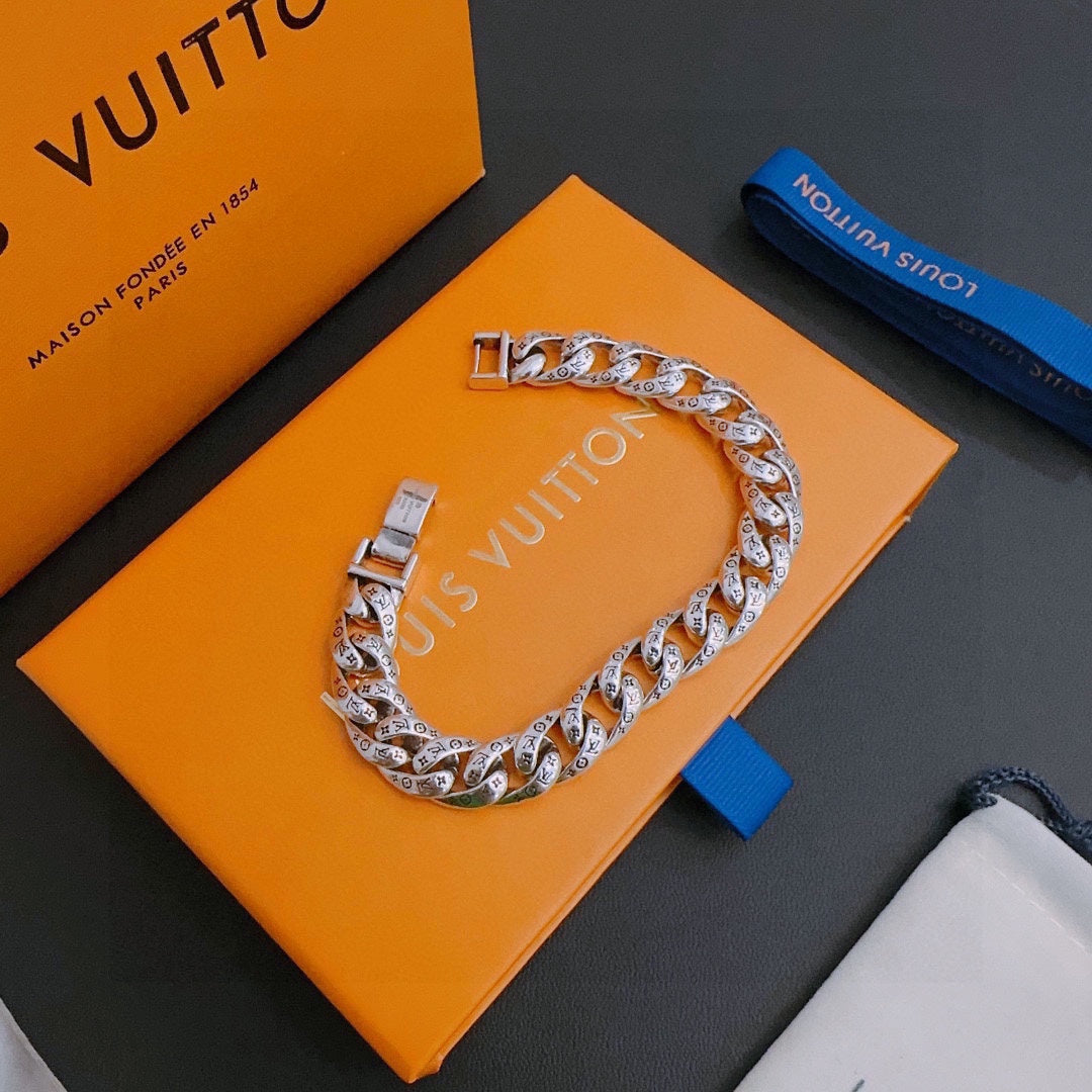 Louis Vuitton Luxury Bracelet | Timeless Design & Boutique-Grade Quality 105